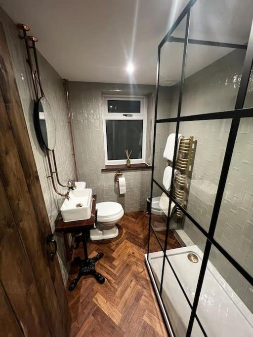 Unique Victorian Stable Conversion Halifax Exteriör bild
