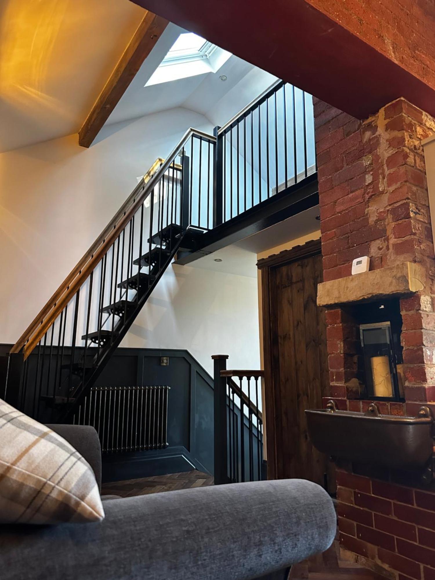 Unique Victorian Stable Conversion Halifax Exteriör bild